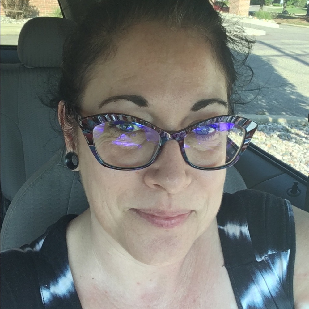 Meet your Posher, Tiffany